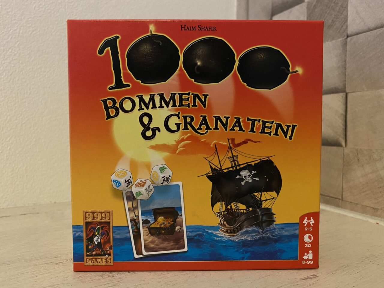 1000 Bommen & Granaten (review) - Splaza